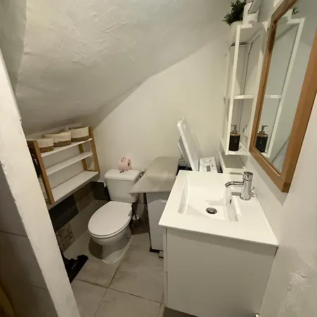 Daire Le Viala, Dans Le Centre Historique De Hyères